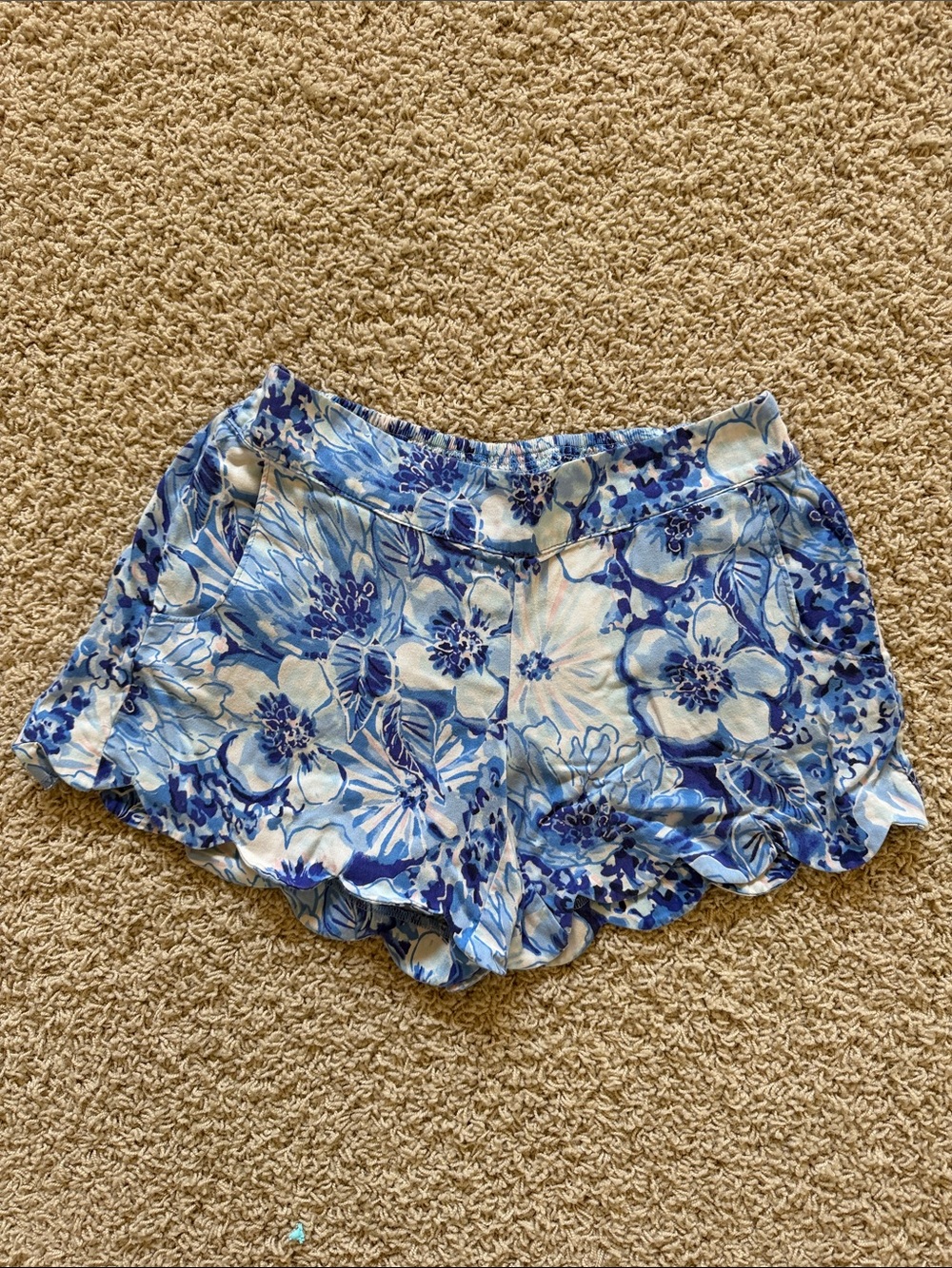 Lilly Pulitzer White and Blue Floral Scallop Hem Skort Shorts